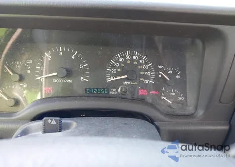 2001 Jeep Cherokee Sport z USA, uszkodzony, nr VIN 1J4FT48S21L600706